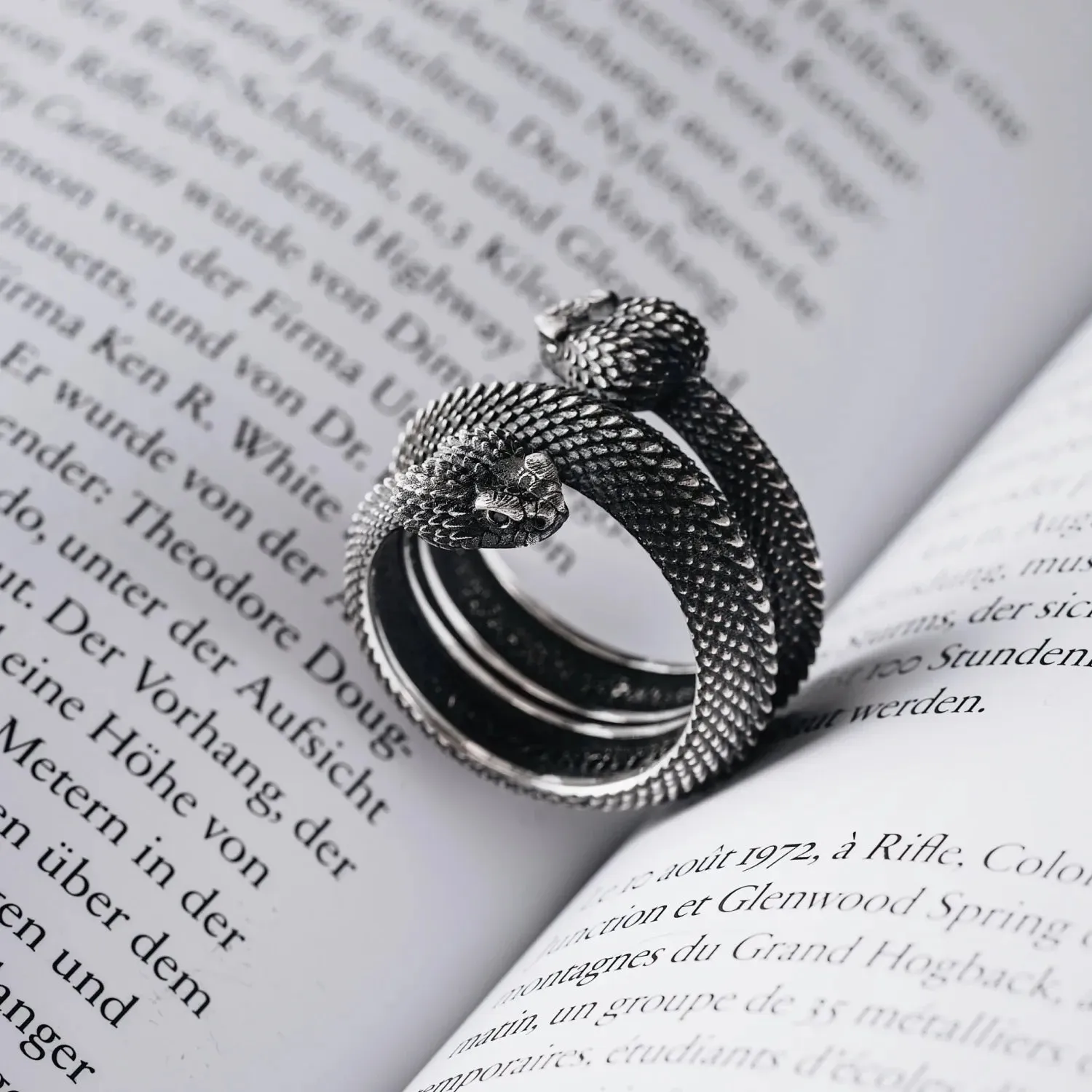 Amphisbaena Triple layer Ring