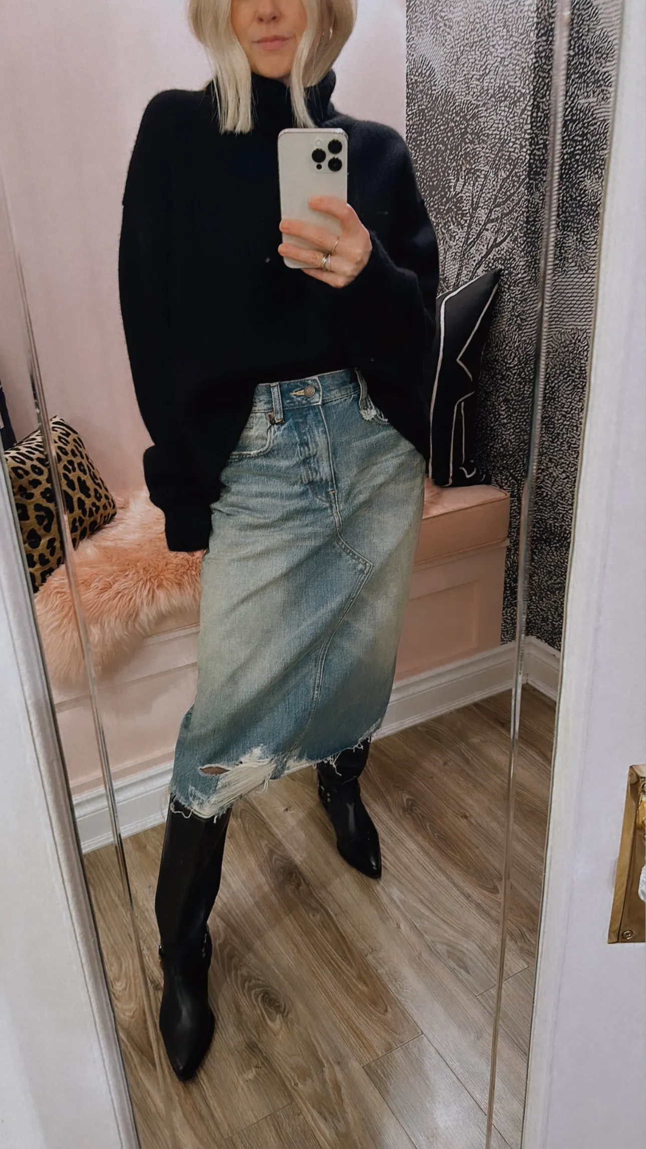 'Jesse' Distressed Denim Skirt in Clinton Blue
