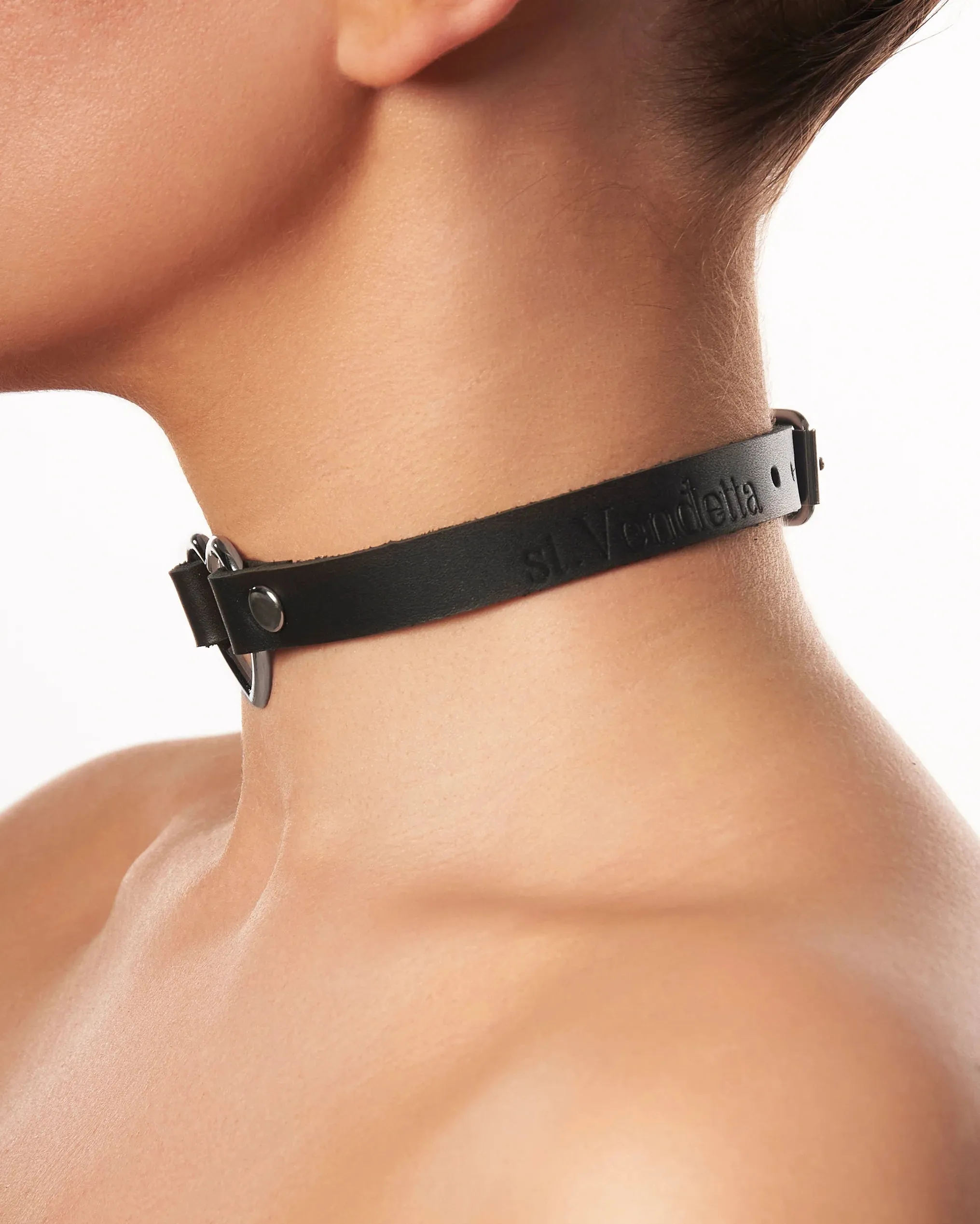 Luv choker